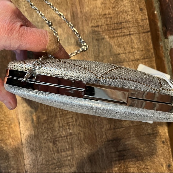 Most wanted spiderweb Crossbody bag new with tags so pretty - Picture 8 of 10